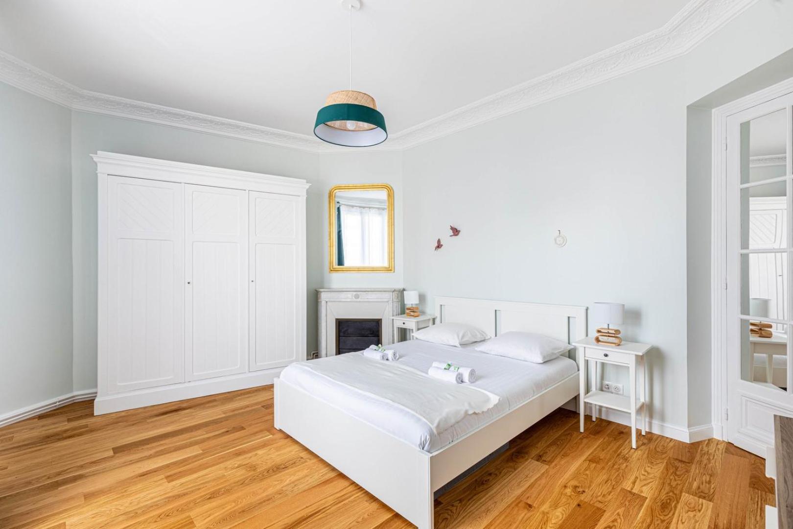 Guestready - Apt Moderne - Direct Champs Elysees Apartamento Clichy Exterior foto